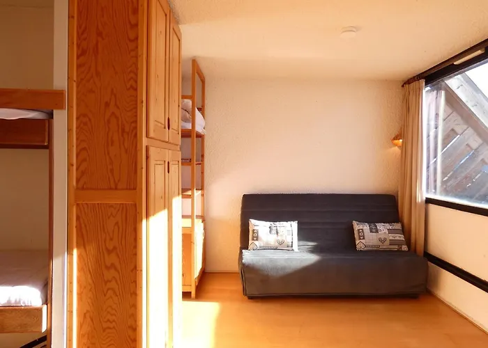 4 Pers. Avec Balcon Au Sud, A Piau-engaly, Cuisine Equipee Et Acces Direct Aux Pistes - Fr-1-457-155 アラヌエ