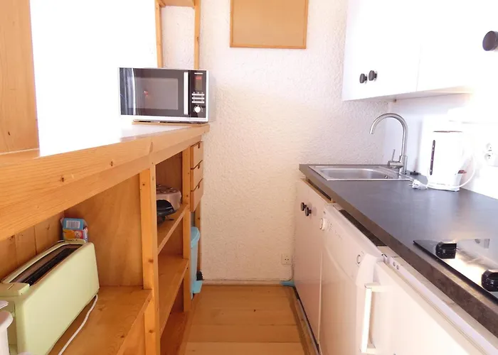 4 Pers. Avec Balcon Au Sud, A Piau-engaly, Cuisine Equipee Et Acces Direct Aux Pistes - Fr-1-457-155 * アラヌエ