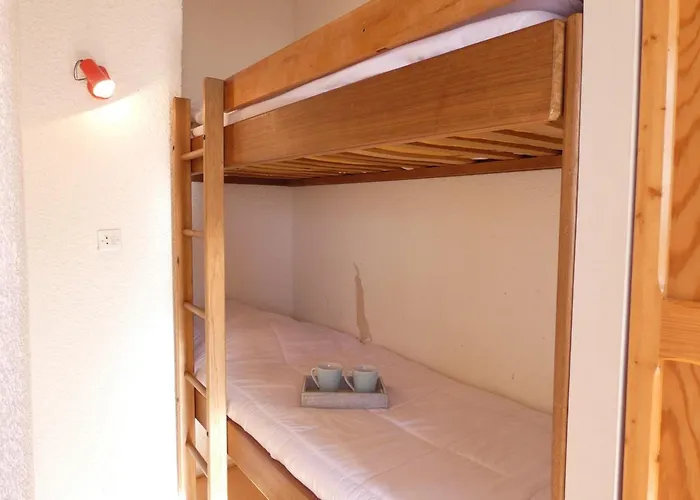 4 Pers. Avec Balcon Au Sud, A Piau-engaly, Cuisine Equipee Et Acces Direct Aux Pistes - Fr-1-457-155 アパート